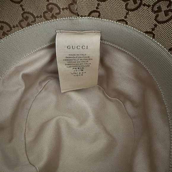 GUCCI MONOGRAM BUCKET HAT - Picture 5 of 9